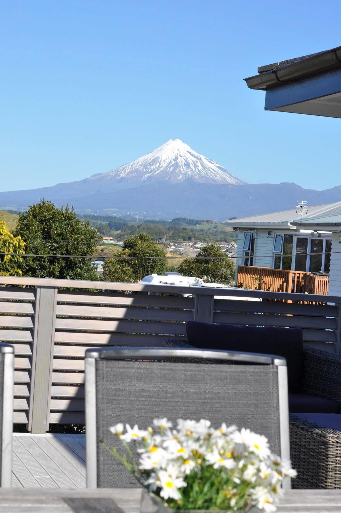 Bed and Breakfast 16 Havelock New Plymouth Exterior foto