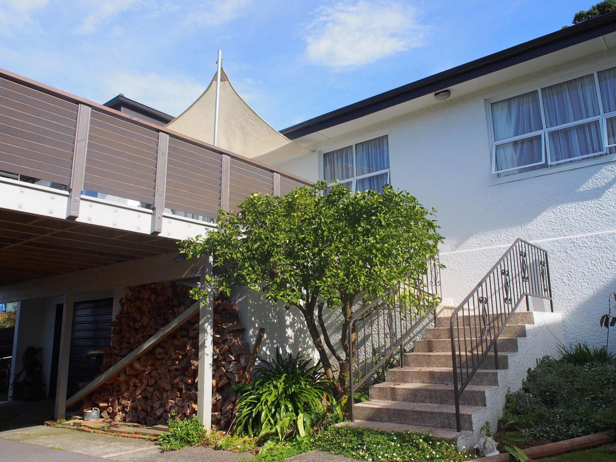 Bed and Breakfast 16 Havelock New Plymouth Exterior foto